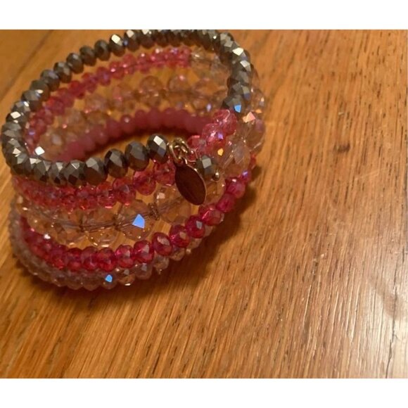 Ali Kahn New York Ladies Pink and Gray Glass beaded wire wrap bracelet - Picture 4 of 7
